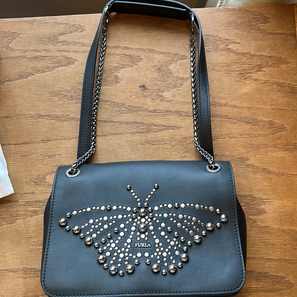 Authentic FURLA convertible shoulder to cross body  leather bag from Italy. New.